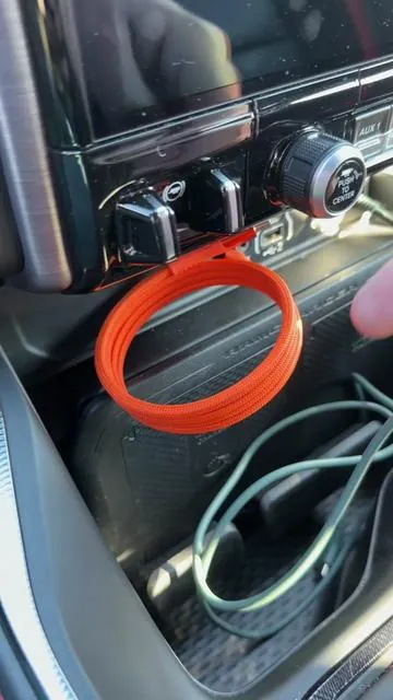 This magnetic nylon charging cable snaps itself into a clean coil every time, charges fast, and actually stays organized in your bag, car, or desk drawer — once you use it, regular cables feel broken. #carcharger #chargercable #everydaycarry #magstack #tiktokshopstockup 