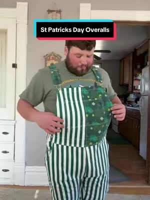 Going all out for St Pattys day #stpatricks #stpatricksdayoutfit #stpattys #beer #stpaddysday 