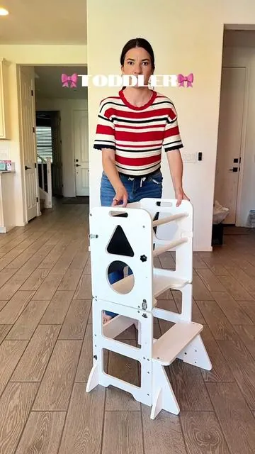 No more excuses to not let them help 🥰🫶🏻🥰🫶🏻🥰 #toddlersoftiktok #toddlertower  #tiktokshopstepstool #toddlerstepstool #toddlerbench @Woodure 