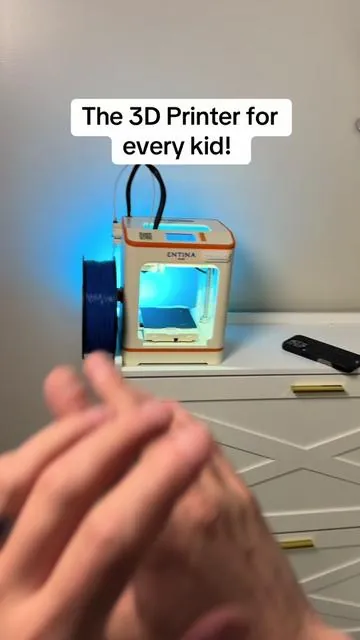 Simplest 3D printer I’ve used 🔥 Fully assembled, auto leveling, WiFi + app control, and ready to print in minutes. Perfect for kids, beginners, and STEM learning. #tiktokshopcreatorpicks #tiktokshopjumpstartsale #beginner3dprinter #stemlearning #easy3dprinting 