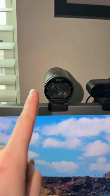 Heck of a deal for this webcam 📸 #webcam #emeet #streamsetup #gamingsetup #pcgaming 