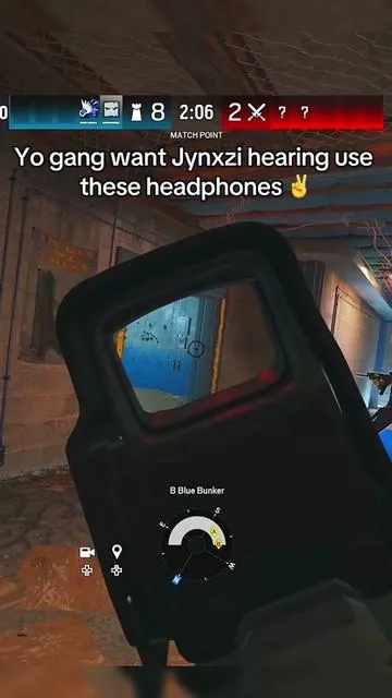 Jynxzi hearing with this headsets #tiktokshop #fyp #rainbowsixsiege 