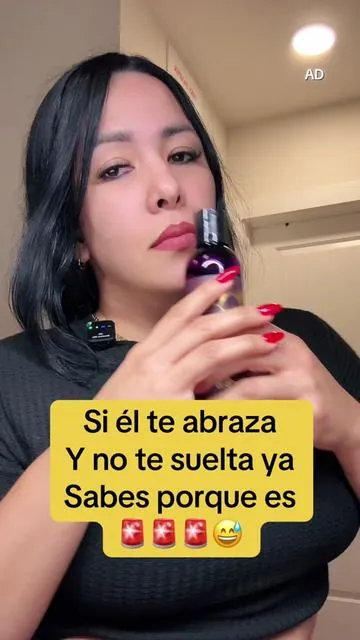 No es grasoso, no es pegajoso, no es pesado , y deja la piel con un brillo natural no artificial #aceite #sensual #massageoil #couple #goals 
