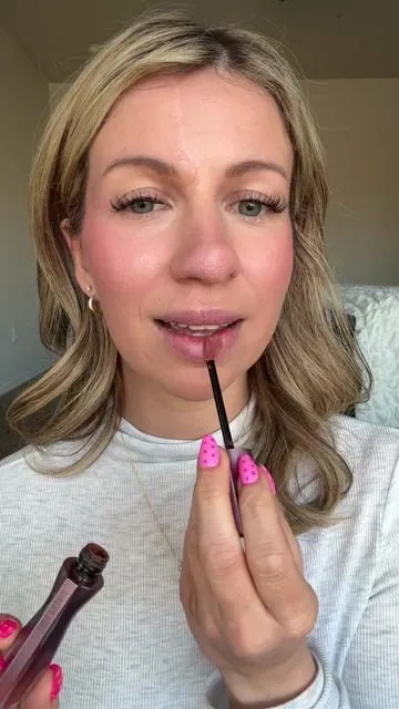 This is that lippie yall have been asking about in so excited to finally share it! Linked below 💗 