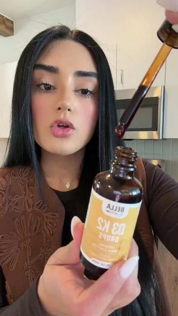 Yo no creo que sea malo tener flacidez! Y menos si somos mamás pero creo que esto vale totalmente la pena ❤️‍🩹 #d3k2 #drops #bellaallnatural #fyp 
