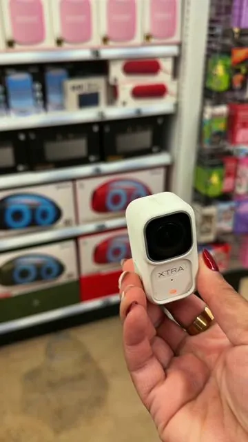 POV: you finally found a pocket-sized vlog camera that doesn’t cost a fortune 👀 The Xtra ATTO vlogging camera (aka Extra Addo) is that underrated content creator gem. Compact, lightweight, and perfect for on-the-go filming — whether you’re doing a coffee run, shopping vlog, car chats, or daily mom life content. It comes with everything you need to start filming right away, making it perfect for beginner creators, shy creators, and anyone who wants better quality than their phone without carrying bulky equipment. If you’ve been looking for an affordable camera that shoots crisp, smooth footage and fits in your purse… this is it. @Xtra Direct #xtraatto #tiktokshopspringglowup #tiktokshopcreatorpicks #vloggingcamera #tiktokshopstockup 
