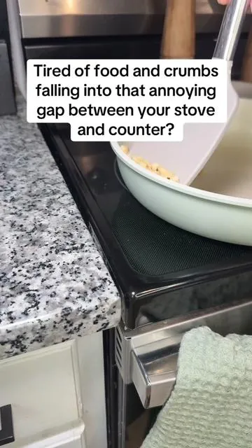 Those pesky gaps between my stove and counter are no longer a problem. #stovegapcovers #stovegapguards #stovegapguard #KitchenHacks #gadgetskitchen 