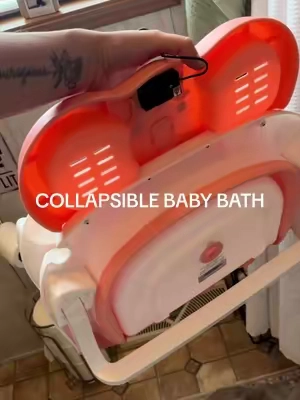 love that it’s foldable and has a temperature sensor! #babytok #newborn #babybath #bathtime #babyproducts 