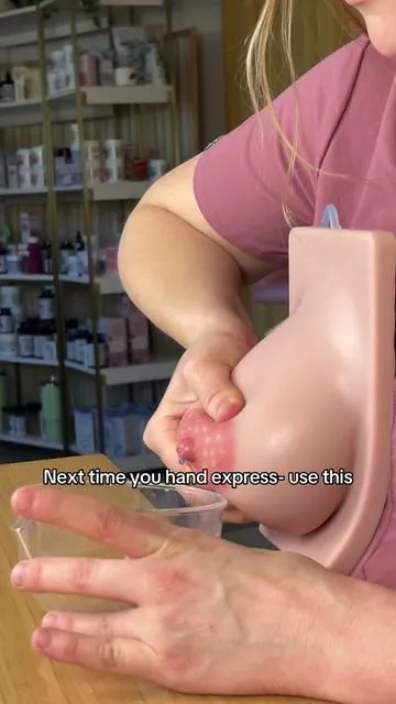 Our silicone collection cups provide an ideal vessel for practicing hand expression. You can try expressing directly into the cup. This technique is important for when you are without power, trying to relieve pressure in the breast, trying to increase your supply, or separated from your baby. Have you tried hand expression? #handexpression #breastfeedingdemo #lactationsupport #exclusivelypumping #newmom 