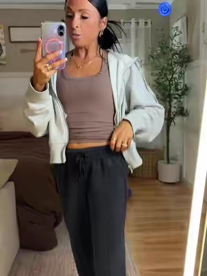 These are absolutely perfect for them days where you want to be comfy but still look put together  @CRZ YOGA #widelegpants #crzyoga #lookalike #sweatpantsoutfit #tiktokshopcreatorpicks 