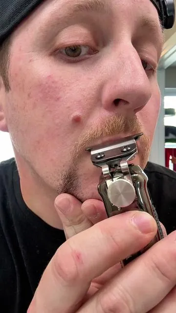 Wahl USA Pro Series Trimmer @Wahl Clipper  #wahl #wahlclippers #hairclipper #mensgrooming #tiktokshopcreatorpicks 