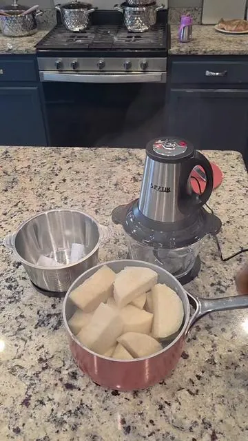Buy before its gone#shopping #mothersdaygiftideas #kitchenfinds #sptzjk #foodprocessor 