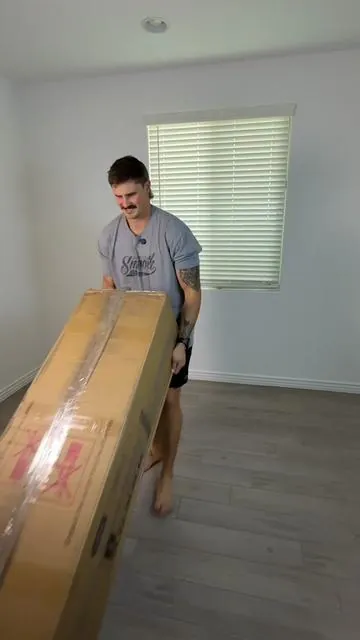 QUALITY boneless chase. 