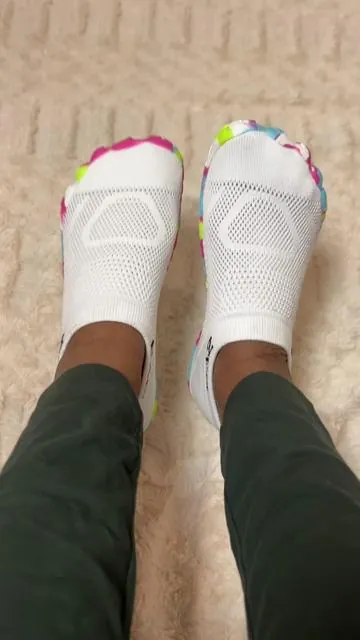 Cute and functional, what’s not to like #beachessentials #watershoes #watershoes #watershoesforwomen #summeressentials  @Elle’s view 