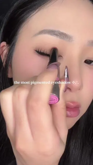 never enough glitter ✨ #timephoria #jellyeyeshadow #eyeshadowstick #timephoriaeyeshadow #tiktokshopstockup @Timephoria US Store
