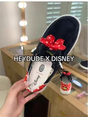 The cutest collab for all the Minnie Mouse lovers 🖤✨❤️🪄 HeyDude X Disney - HeyDude Disney Minnie Mouse Wendy #heydude #heydudes 