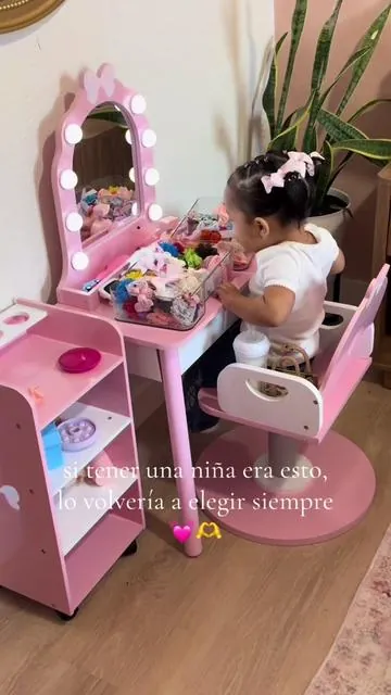 Lo más cute 🥰💓 #toddlersoftiktok #babygirl #girlmama #foryourpages #fyp 