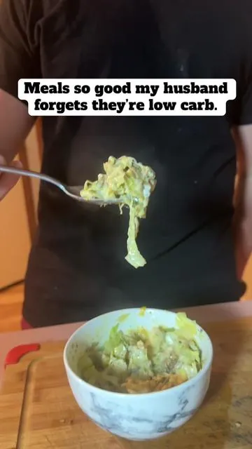 • High protein • macro friendly • family approved • #healthisweath #healthylife #familyfriendlymeals #cookingathome #cooking 