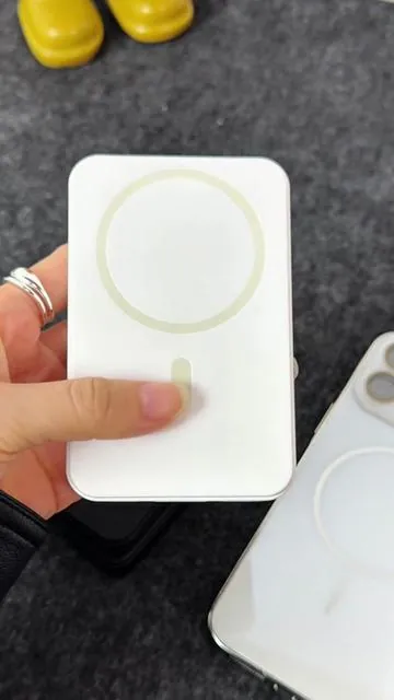 Stick it, spin it, charge fast — your phone’s new best friend! #GiftedInlove #fastcharging#wirelesscharging#tiktokshopjumpstartsale #powerbank