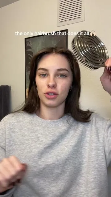 @HALOVIDA #halovida #hairbrush #boarbristlebrush #haircare 