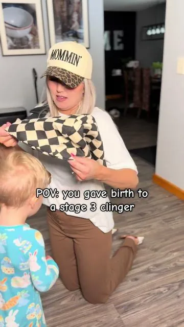 Finally something I can use to carry my velcro child that saves on the arms and back 😅 @LUJIFO  #babycarrier #slingcarrier #toddlercarrier #velcrochild #toddlermom 