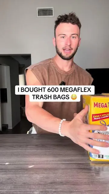 This deal is actually insane #garbagebags #trashbags #tiktokshopcreatorpicks #tiktokshopstockup #kitchenessentials 