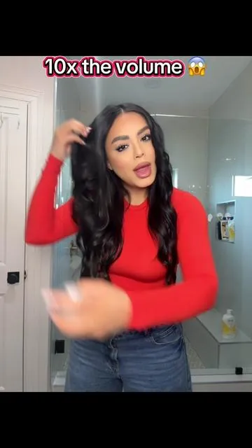 Big hair don’t care! Obsessed with the Color Wow texture spray 🤩 #colorwow #texturespray #bighairdontcare #volumehair 