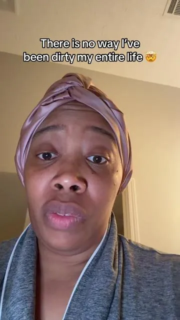 This video is so out of character. But omg, I’ve never showered like this  #exfoliating #goshi 