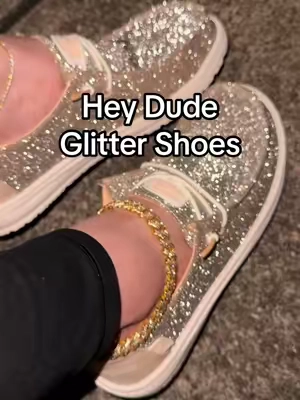 Girl you better run if you’ve been wanting the glitter hey dude Wendy’s! #heydude #heydudewendys #glitterheydude #glittershoes #tiktokshopcreatorpicks @HeyDude 