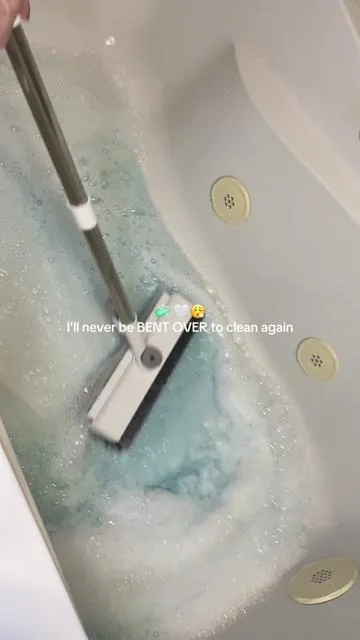 This Long Handle Scrub Brush is on a huge sale for today!! #tiktokshopcreatorpicks #cleantok #cleaning #cleanwithme #cleaninghacks 