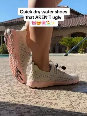 These water shoes are too fashionable 👟💗 🏖️ #watershoes #lakeshoes #beachshoes #barefootshoes #summershoes 