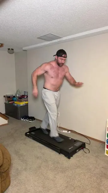 This is the best walking pad slash treadmill on the market right now #treadmill #walkingpad #walking #fitness #cardio 
