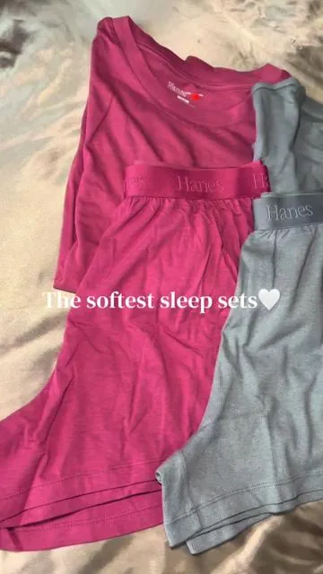 #sleepset #loungewear #matchingset #twopieceset #hanes 