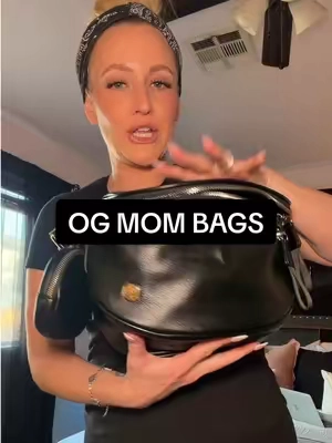 Been waiting for the black faux leather bum bags!!! @Rainbow Boutique LLC 🖤🖤🖤 #bumbag #irisandranbow #diaperbag #everydaybag #mombag 