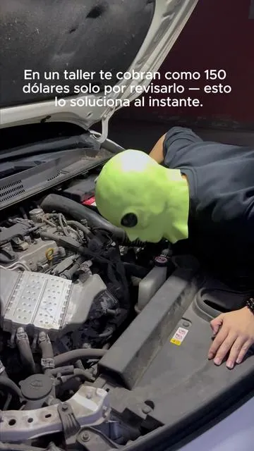 ¡No desperdicies dinero en un mecánico por esto! ¿El aire acondicionado de tu coche no enfría? ¡Revisa esto primero!#car #cartok #tools #tips #globalpicks 