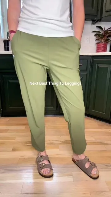 #casualwear #athleticwear #workpants #womensclothing 