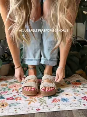 Obsessed with these 😍 @Project Cloud Shoes #projectcloud #platformsandals #womenssandals 