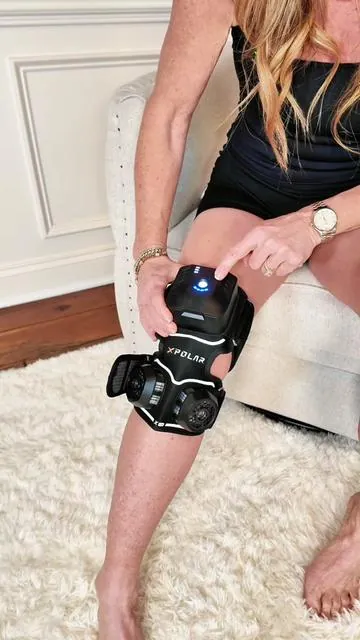 This @Xpolar_Recovery heating and Cooling knee brace is going to be so perfect for my husband's recovery after his knee surgery! There are different levels and modes and it is rechargeable! it takes the worry out of heating and icing your injury and it can be used in other areas as well! #tiktokshopcreatorpicks #tiktokshopstockup #xpolar #kneerecovery 