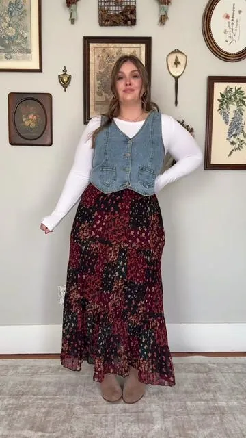 My literal favorite skirt ever made. The chiffon material is so flowy and stunning and it’s just PERFECTION.  14/16 wearing the xl. #maxiskirt #curvyfashion #plussizefashion #midsizefashion #tiktokshopcreatorpicks 