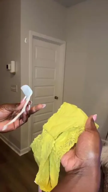 If your ph balance is off, down there is smelly, discolored discharge . These herbal steam pads helps you to steam, very convenient and you don’t have to boil hot water each time you want to steam especially if you don’t have the time . #herbalsteampads #steampads 