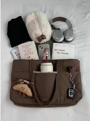 Love this winter vibes🤎#totebag #wintervibes #collegebag #unibag #totebagaesthetic 