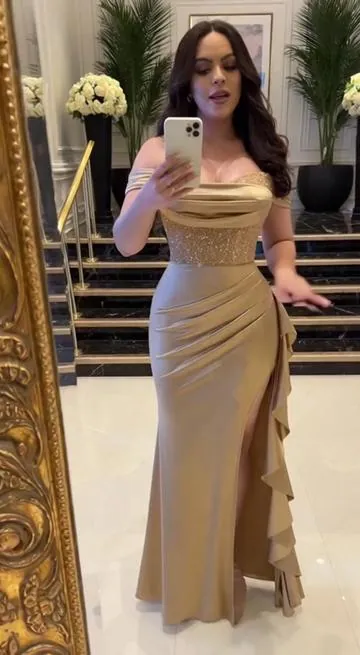 Party Phantom, Just Waiting for You.#elegantdress #EveningDress #partydress #weddingdresses #perfectdress 