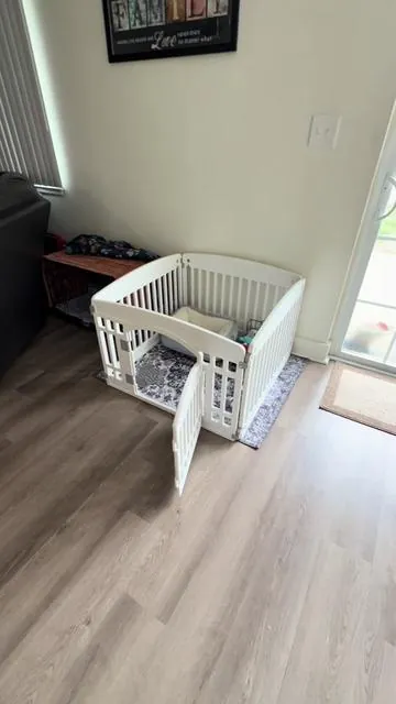 The easiest way to contain the chaos 🐶💛 Portable, durable, and perfect for potty training or playtime inside or out. Total game changer for puppy parents 🙌 #TikTokShopFinds #PuppyLife #DogMom #PetGear #momlifehacks 