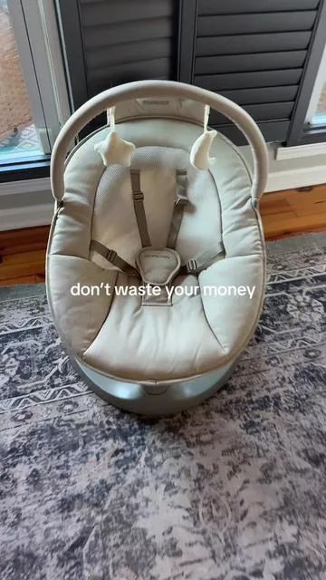 Momcozy 2-in-1 electric baby swing @momcozy #babyswing #babyproducts #newmomtips #fussybabies 