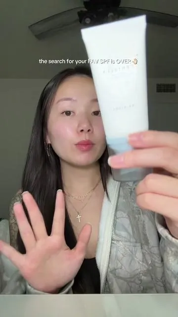 PLUS this is the korean version that everyone’s been looking for 🫢 #oilyskin #acneproneskin #sensitiveskin #centella #koreansunscreen 