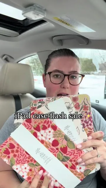 iPad cases for HOOOOOOOW much! Insane sale #ipad #ipadcase #clearbackcase #kindlecase #flashsale @Elyse Breanne Design 
