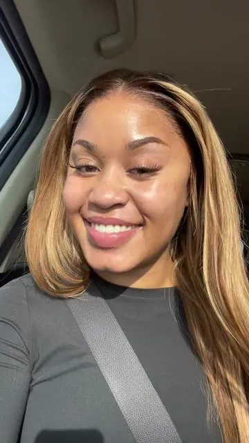 Can’t get enough of this shade! 🤩Use code "MG55" to get $55 off.  @Megalookhair shop @megalookhair  #megalookhair #136gluless #glulesswig #lacefront #wig