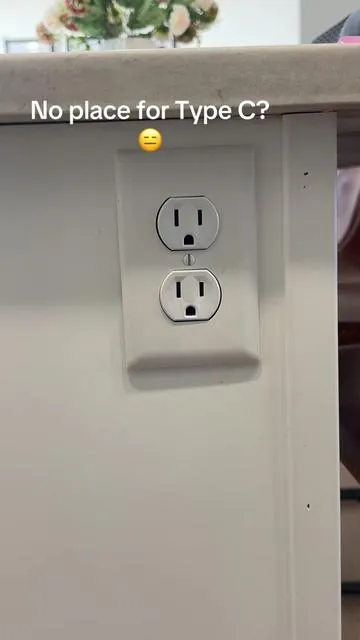 Finally found a useful outlet #charge #electronics #charging #nightlights #outlet 
