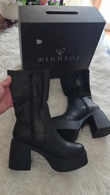 Me encantan 😍#botinesconplataforma #botinesbonitos #botines #tiktokshop #enviogratis 