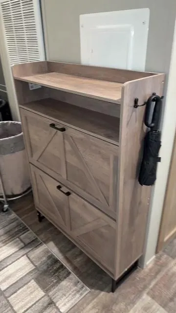 #shoecabinet #furniture #creatorpicksambassador #tiktokshopcreatorpicks #tiktokshopstockup 